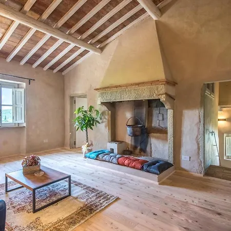 Holiday home 5 Bedroom Gorgeous In *