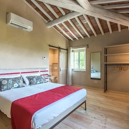 5 Bedroom Gorgeous In Holiday home